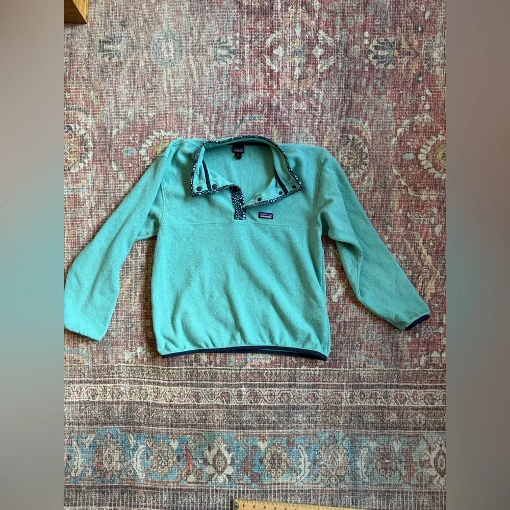 Patagonia kids L14 Teal Fleece Pullover with Navy Trim